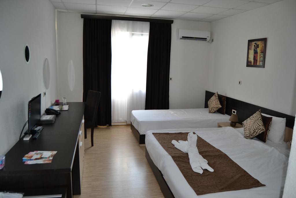 Sokoterme Hotel سوكو بانيا الغرفة الصورة